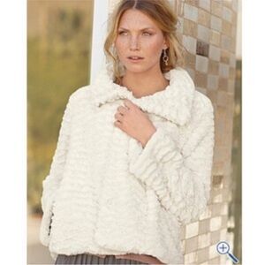 Patagonia Off White Cream Pelage Jacket Size Small